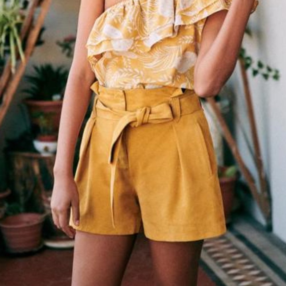 Sezane Zoe Shorts ( leather )